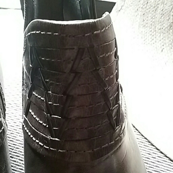 planet by earth boots